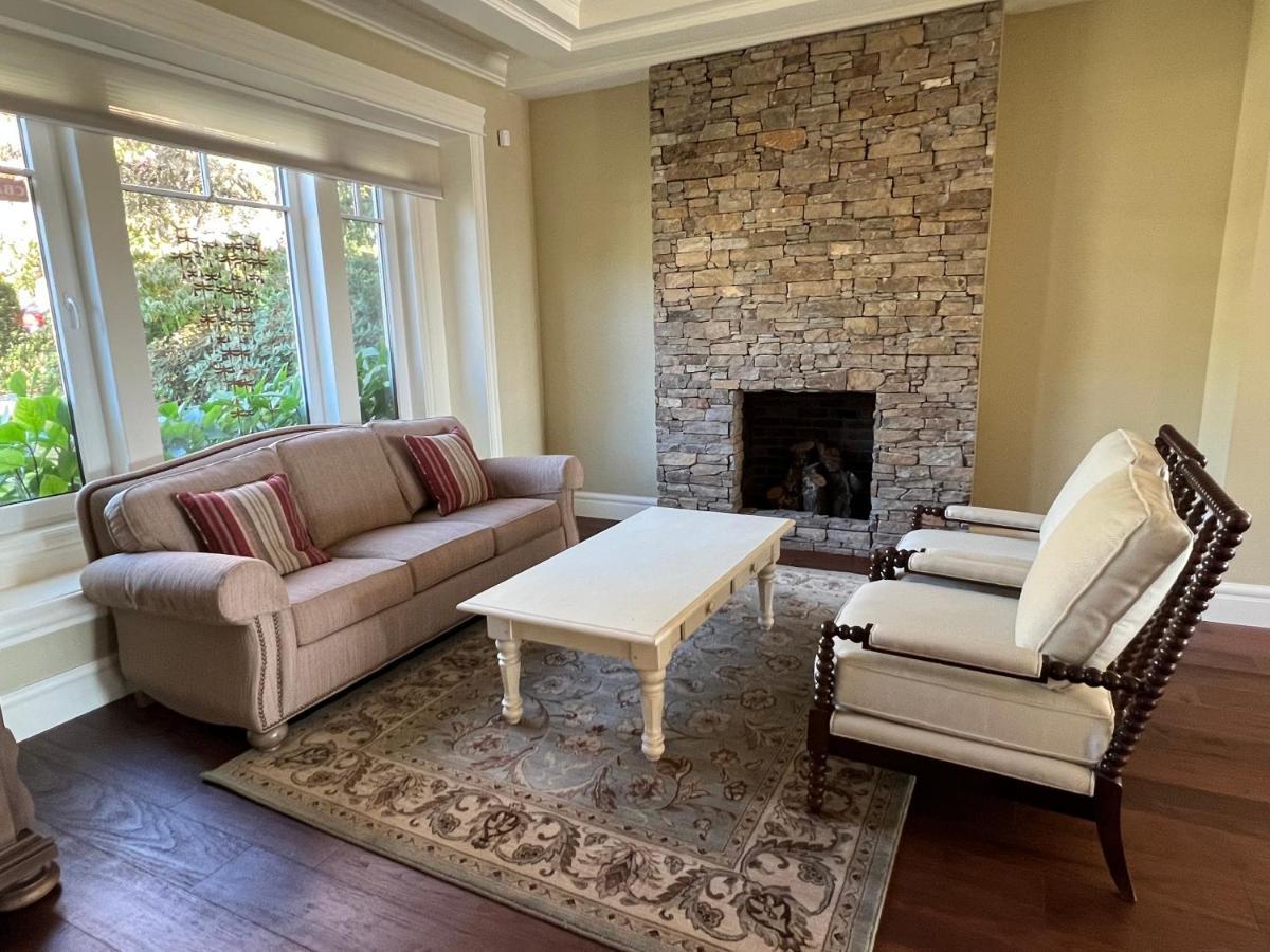 Spacious Cozy House In Vancouver West Luaran gambar