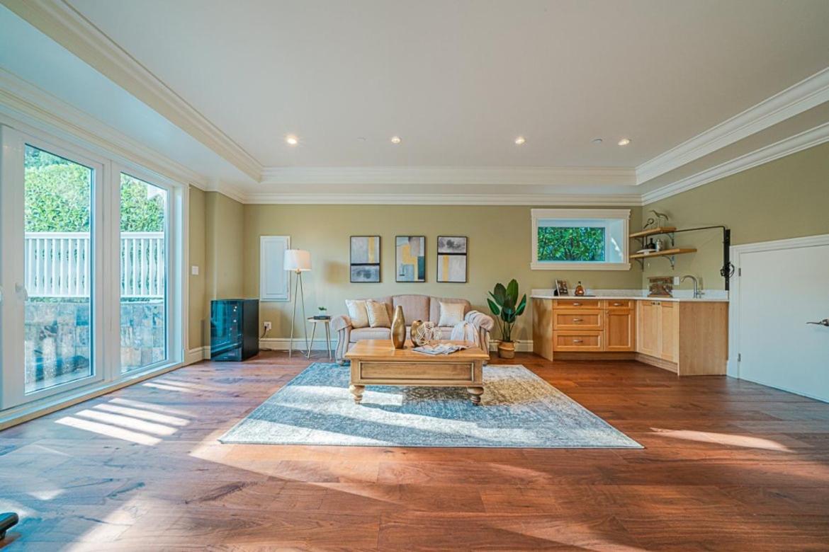 Spacious Cozy House In Vancouver West Luaran gambar